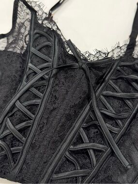 Victoria's Secret Black Lace Lattice Corset Bustier Top S